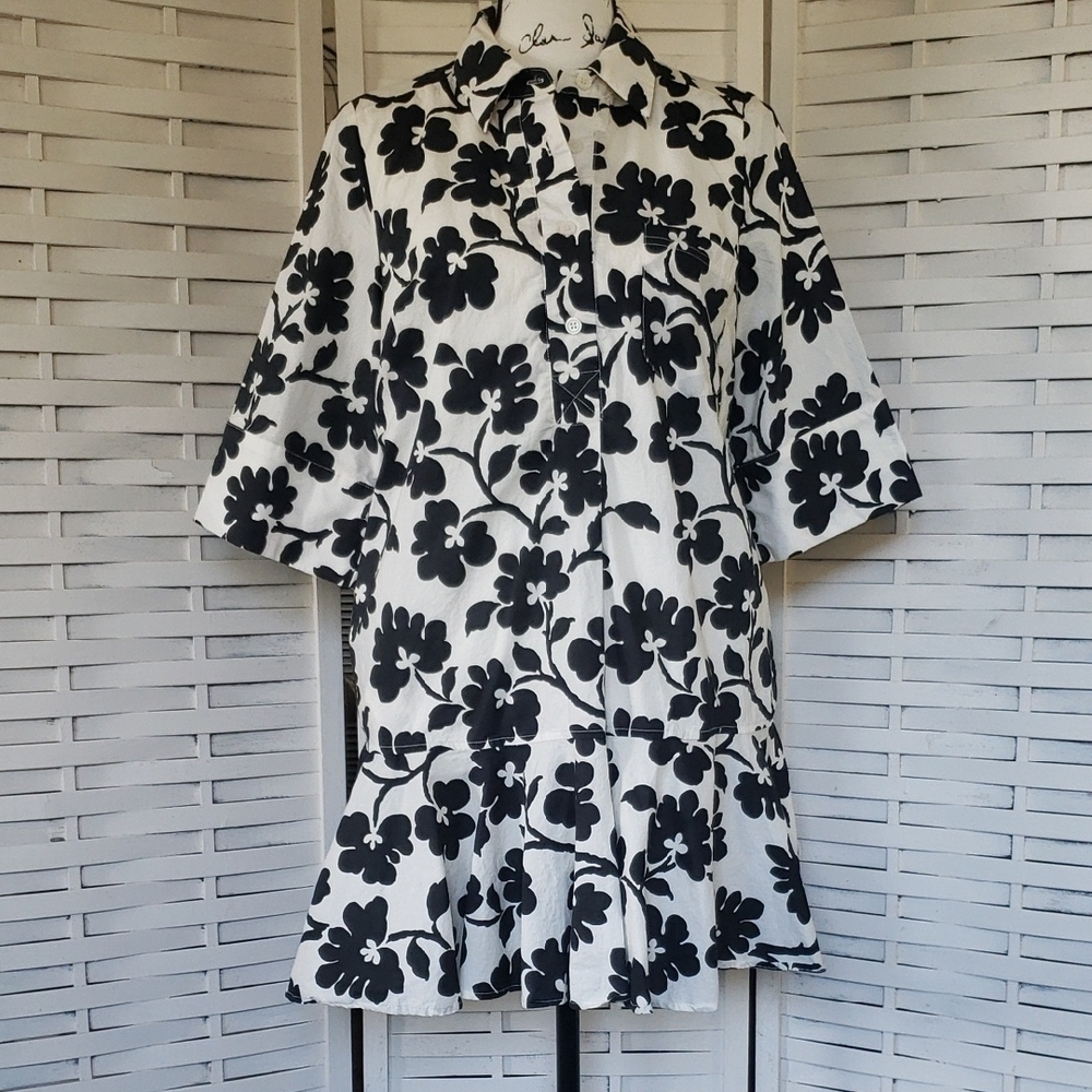 Shop The Mint Black and White Floral Dress Size M